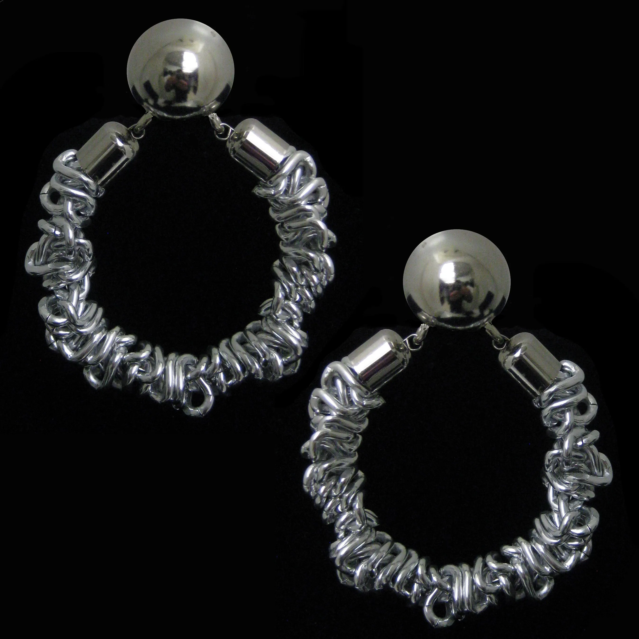 #119e Silver Tone Deconstructed Chain Hoop Earrings