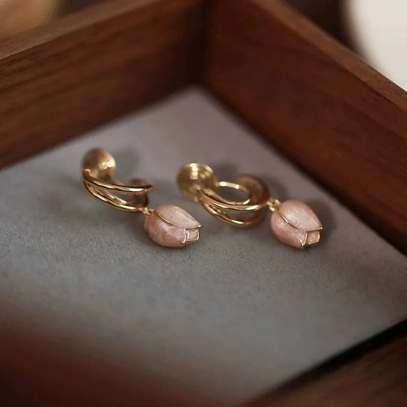 Chic Pink Tulip Hoop Earrings