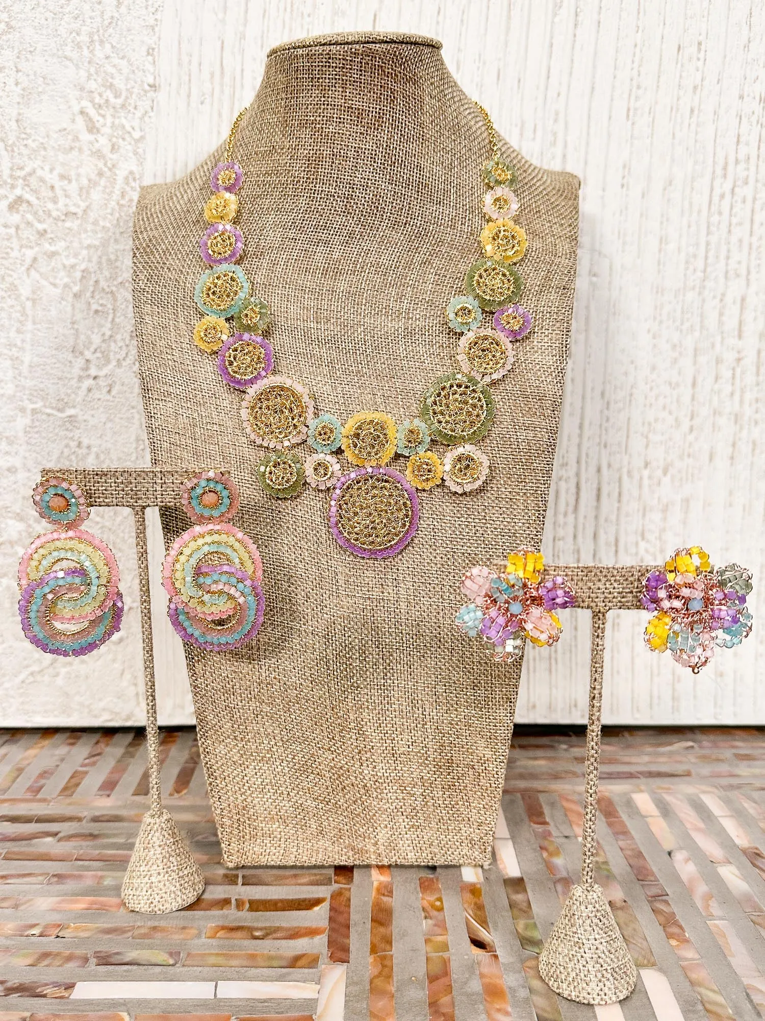 Circles Necklace, Baby Mix