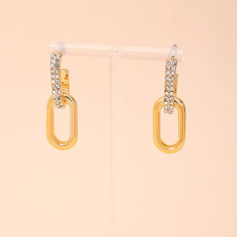 French Chic Oval Chain Hoop Earrings by Planderful - Vienna Verve Collection