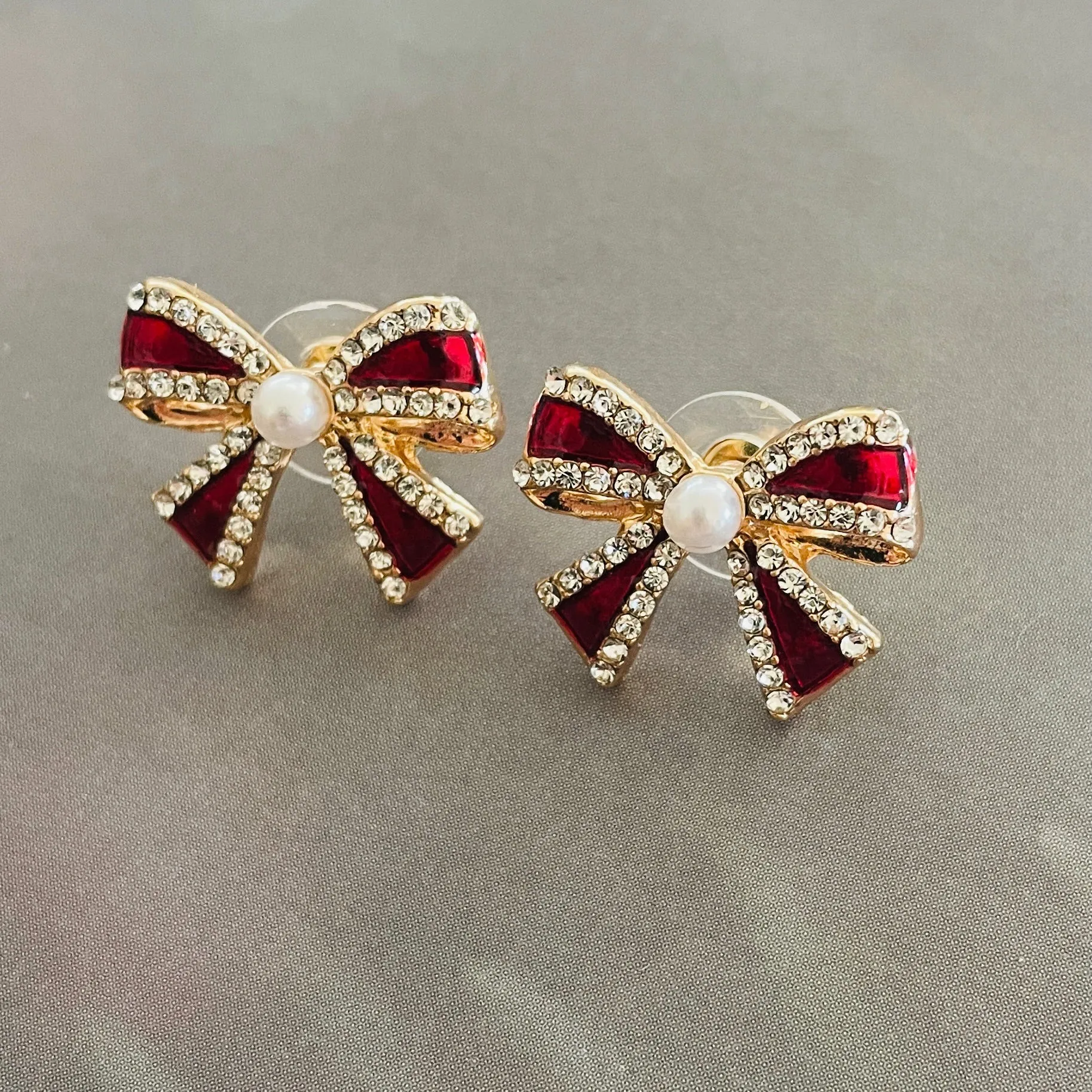 Little Bow Pearl Earrings - Christmas Special