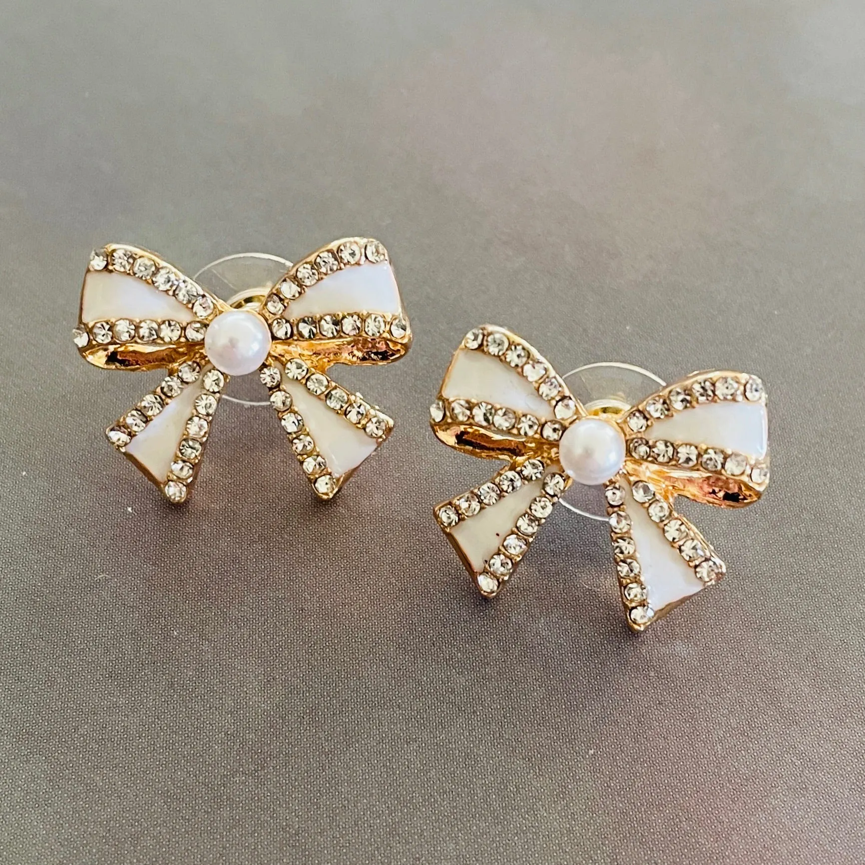 Little Bow Pearl Earrings - Christmas Special