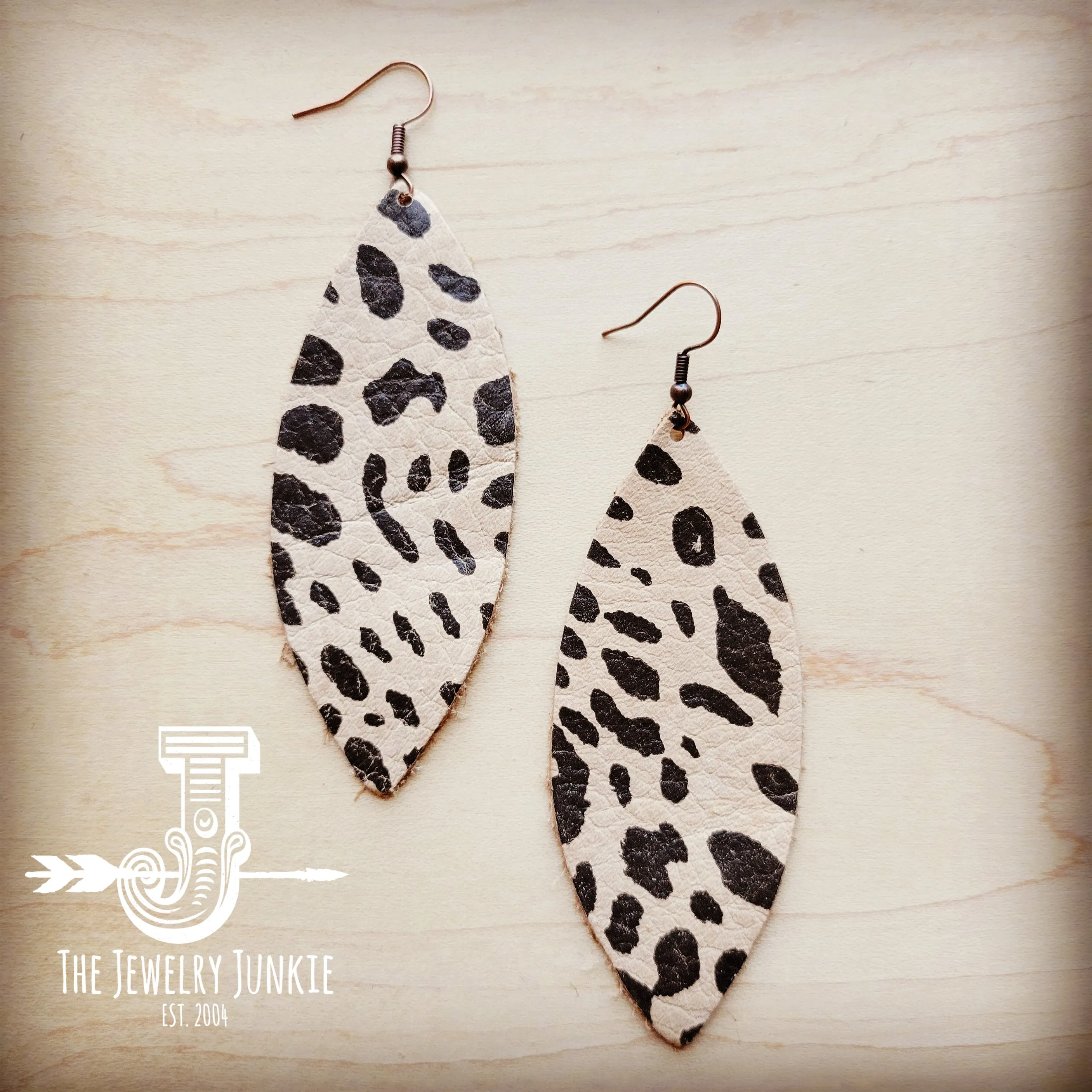 **Narrow Leather Oval Earrings-Suede Cheetah 210g