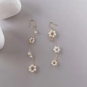 Nostalgic Pearl Flower Station Drop Earrings