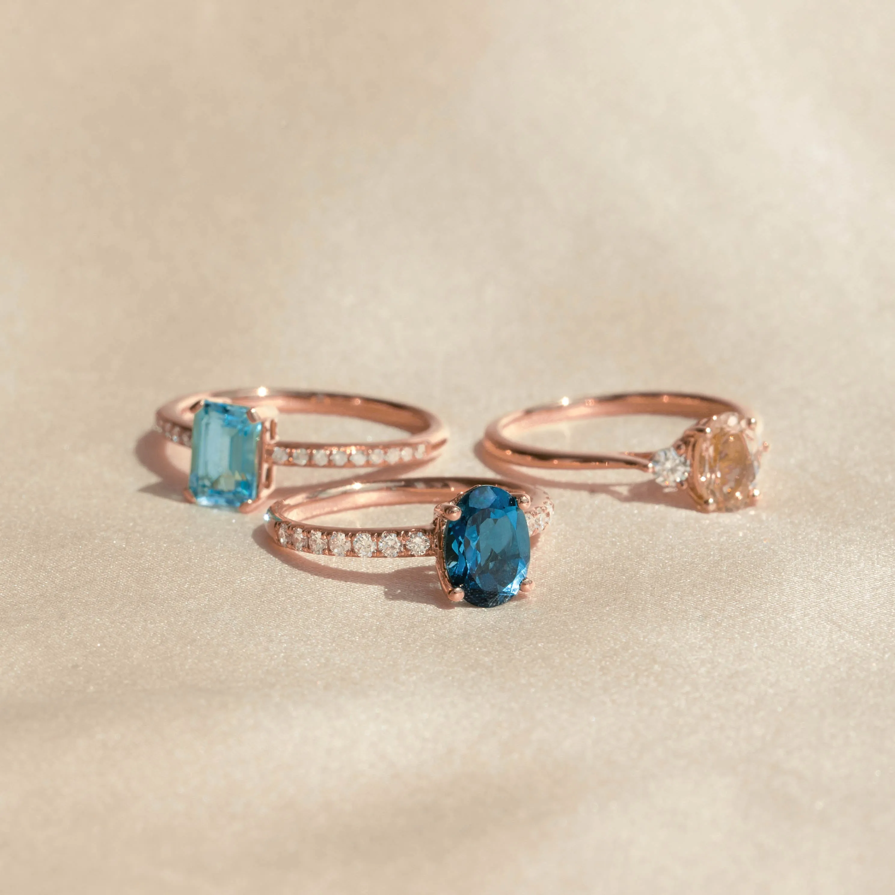 Oval London Blue Topaz and Diamond Ring Rose Gold - Minette