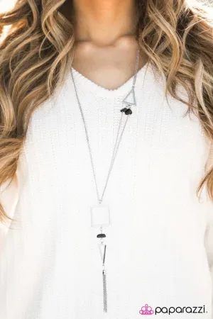 Paparazzi Necklace ~ Just GEO With It - Black