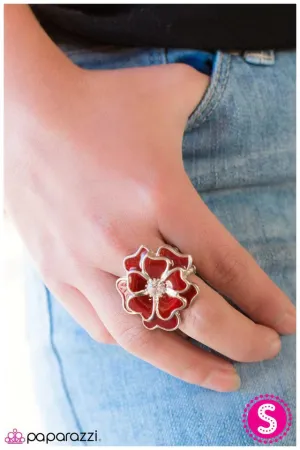 Paparazzi Ring ~ Stop and Smell The Roses - Red