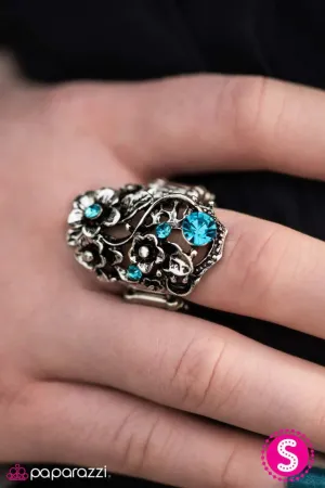 Paparazzi Ring ~ Toss The Bouquet - Blue