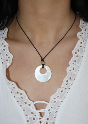 Pearl Coin Pendant Thread Necklace