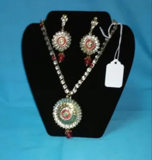 Pendant Set 7016 Golden Pendant Sets Shieno Sarees