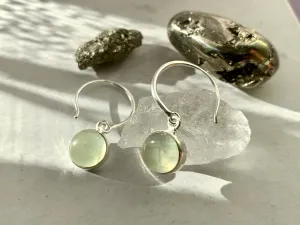 Prehnite Signe Earrings - Round